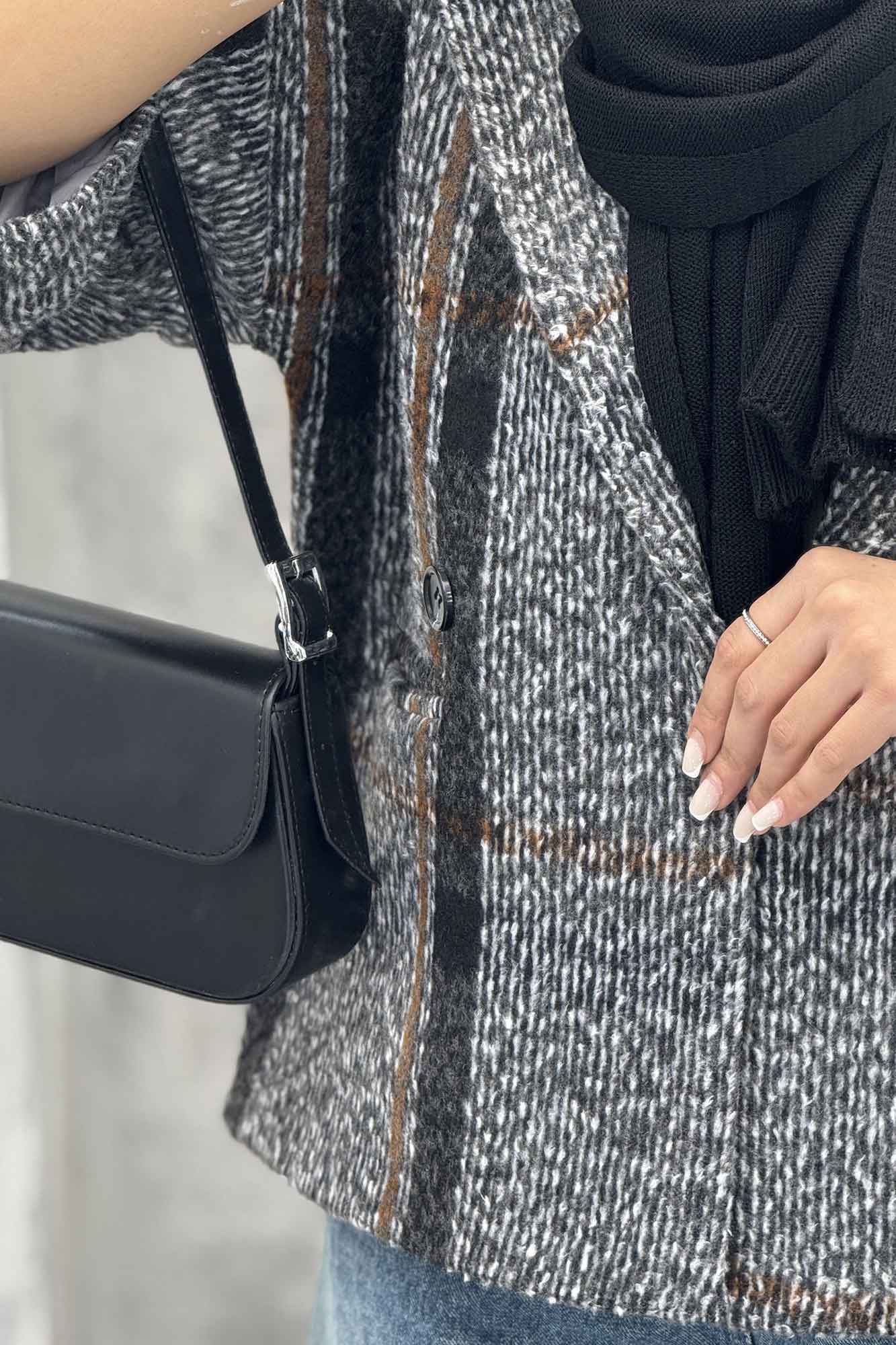 کت آستین سه رب توییت پشمی دو دکمه