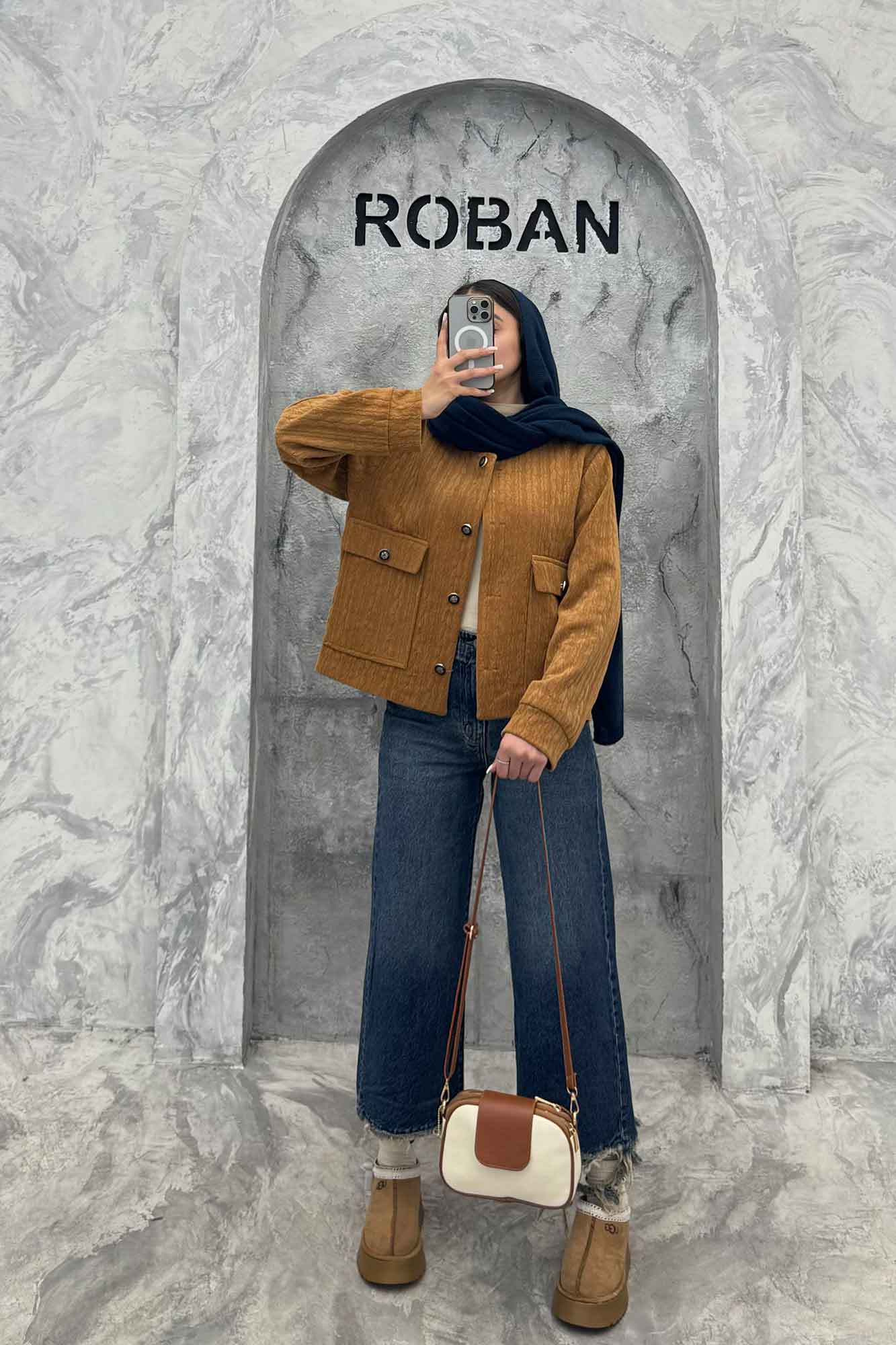 کت گپ یقه گرد آستردار والاس