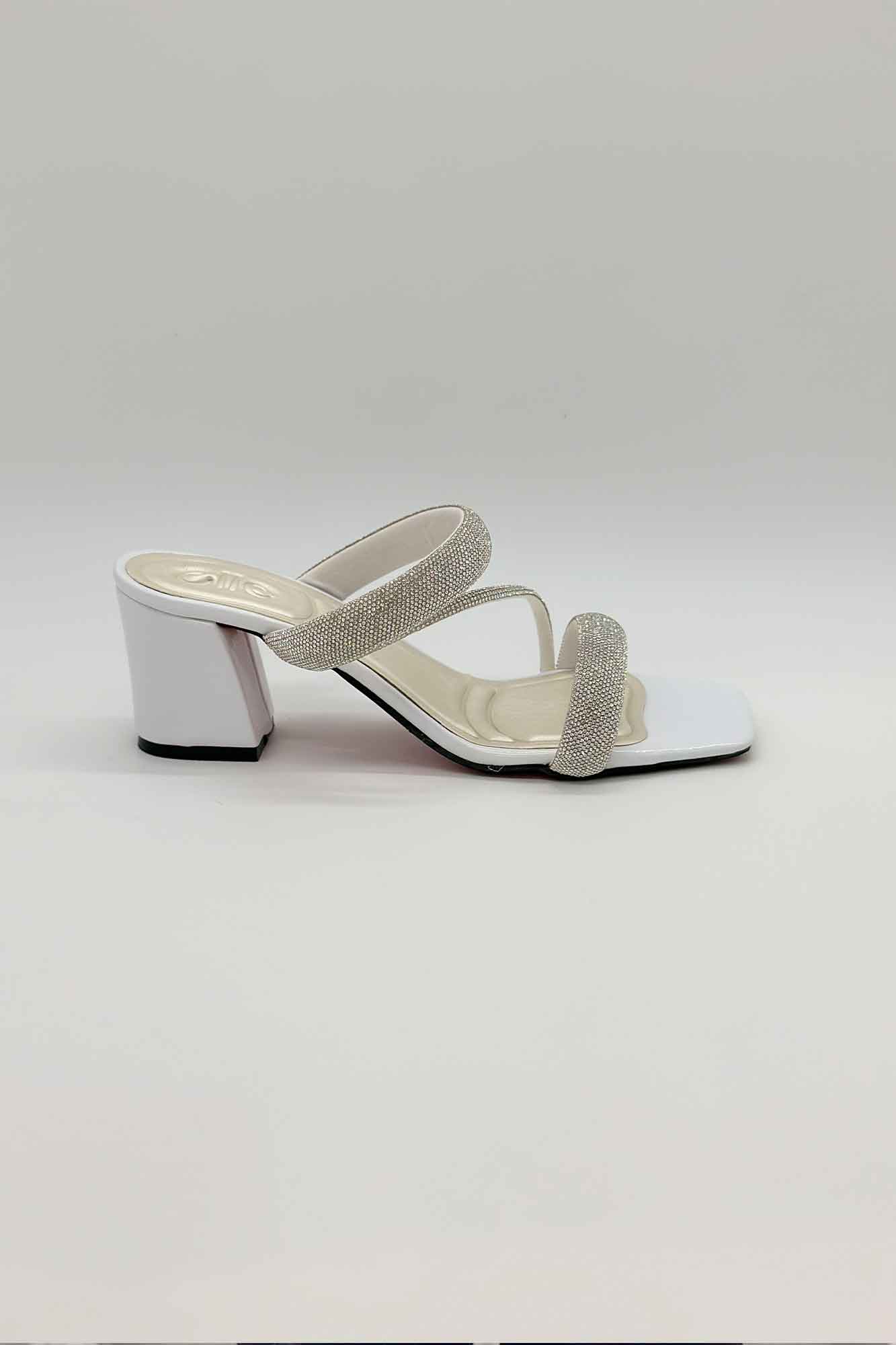 صندل پاشنه دار سه بند نگینی 