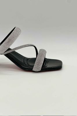 صندل پاشنه دار سه بند نگینی 