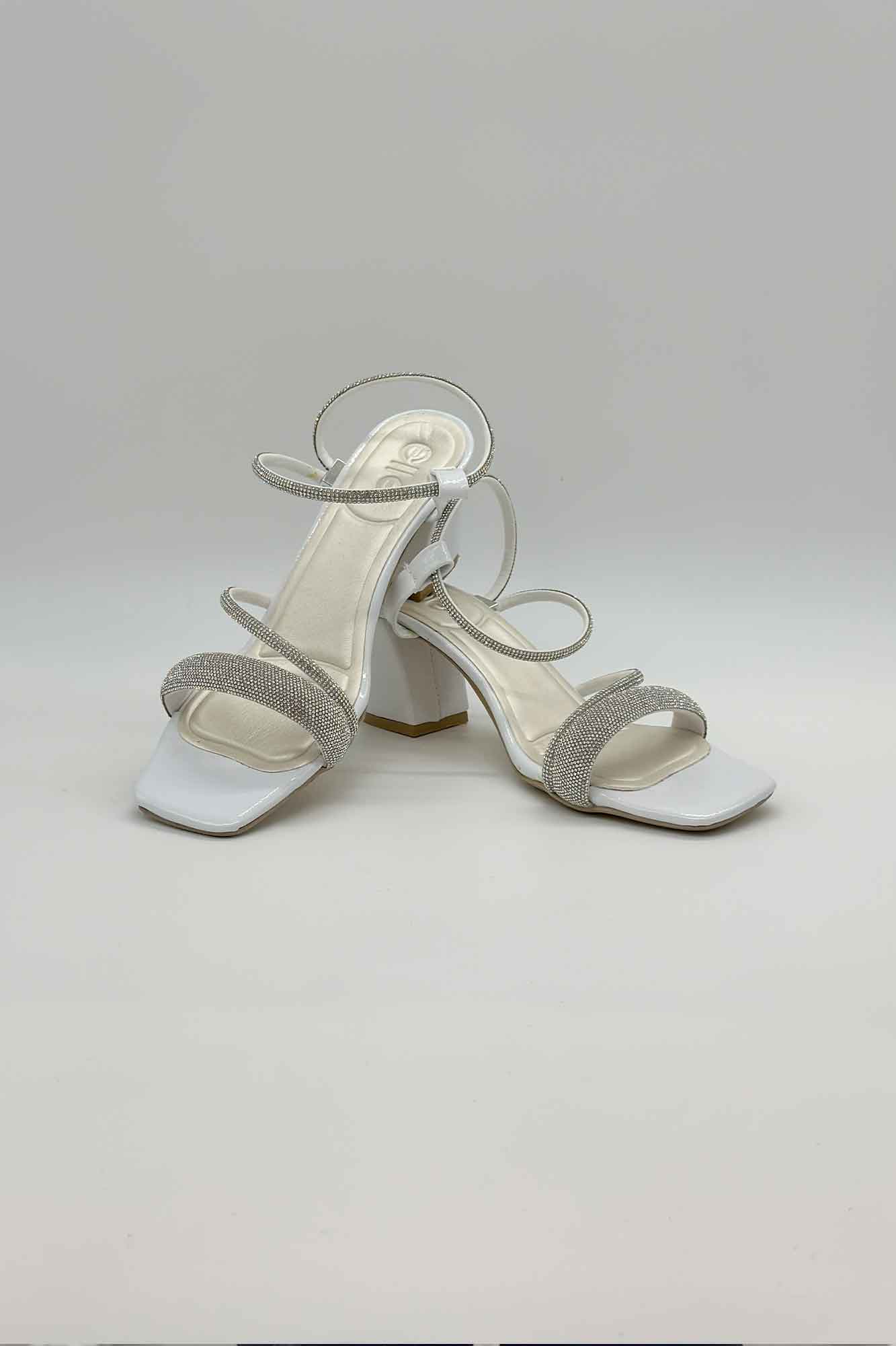 کفش مجلسی پاشنه دار بند نگینی 