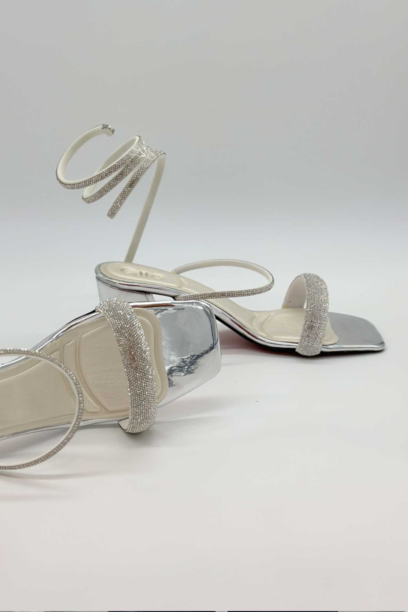 کفش مجلسی پاشته دار دور مچ نگینی 