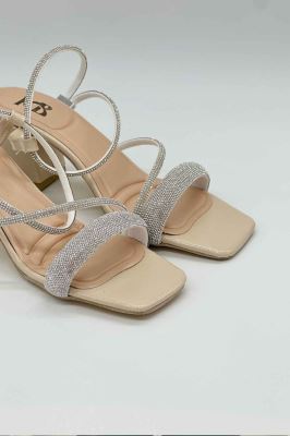 کفش مجلسی پاشنه دار بند نگینی 