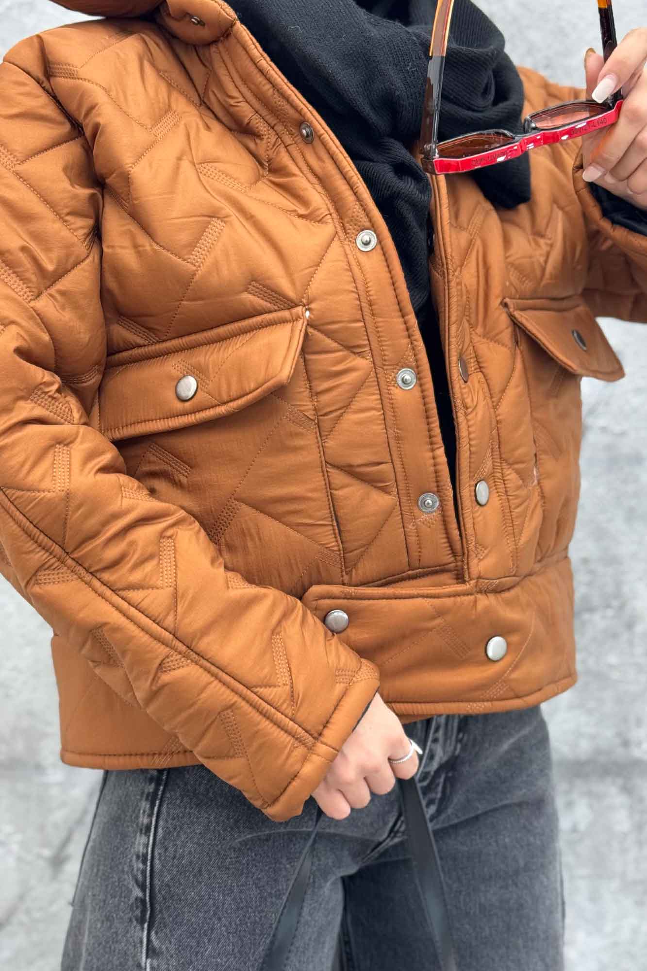 کاپشن امبوردی دکمه زاماک دو جیب پاکتی SG