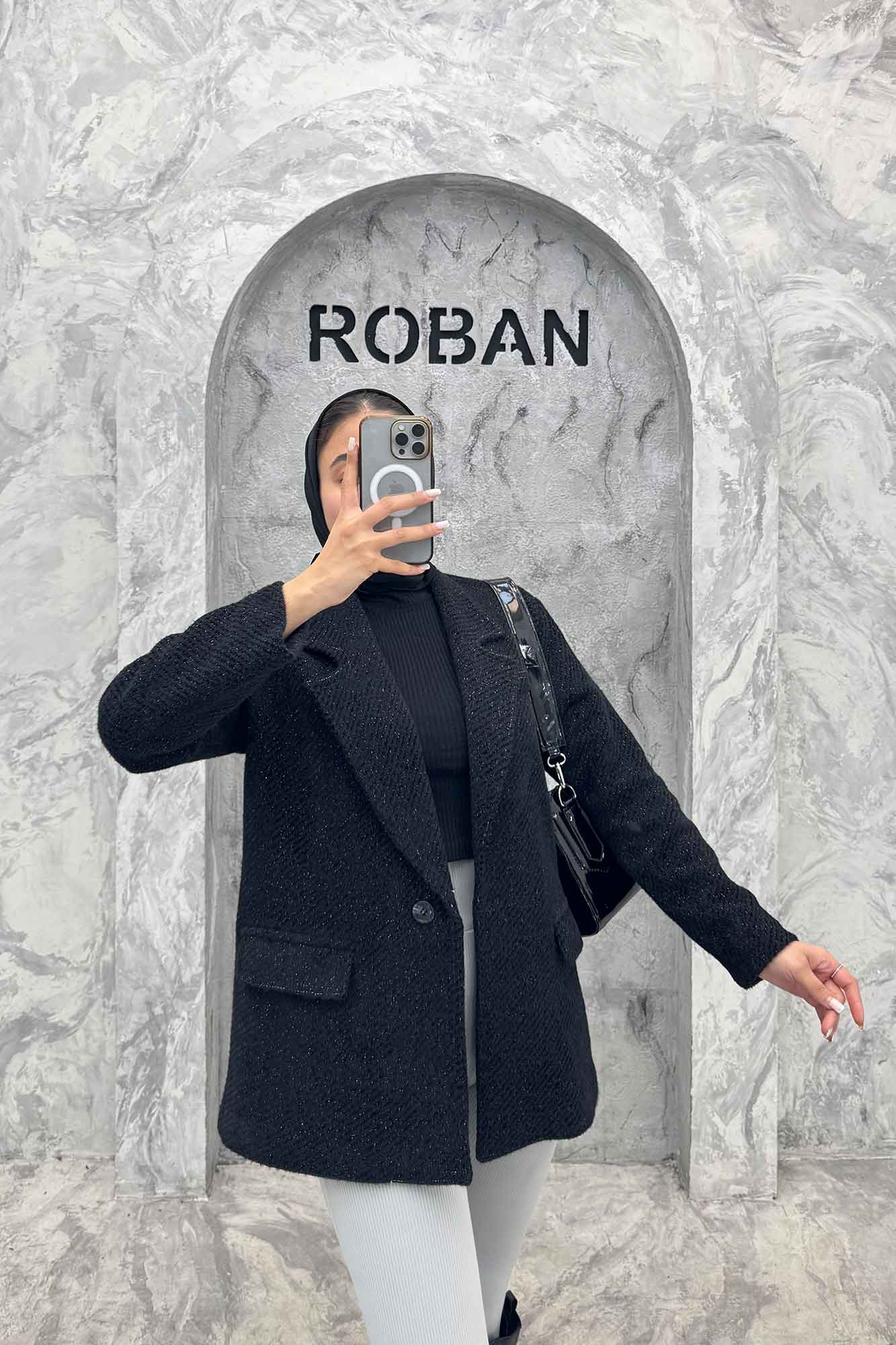 کت آستردار لمزور لبه دوخت تک دکمه کلاوس