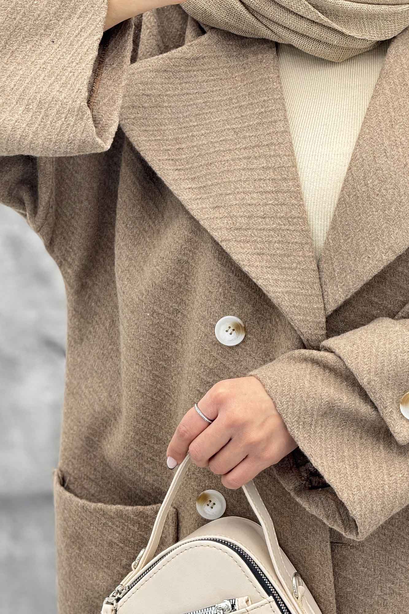 پالتو فوتر کجراه برجسته دو جیب هلال آمور