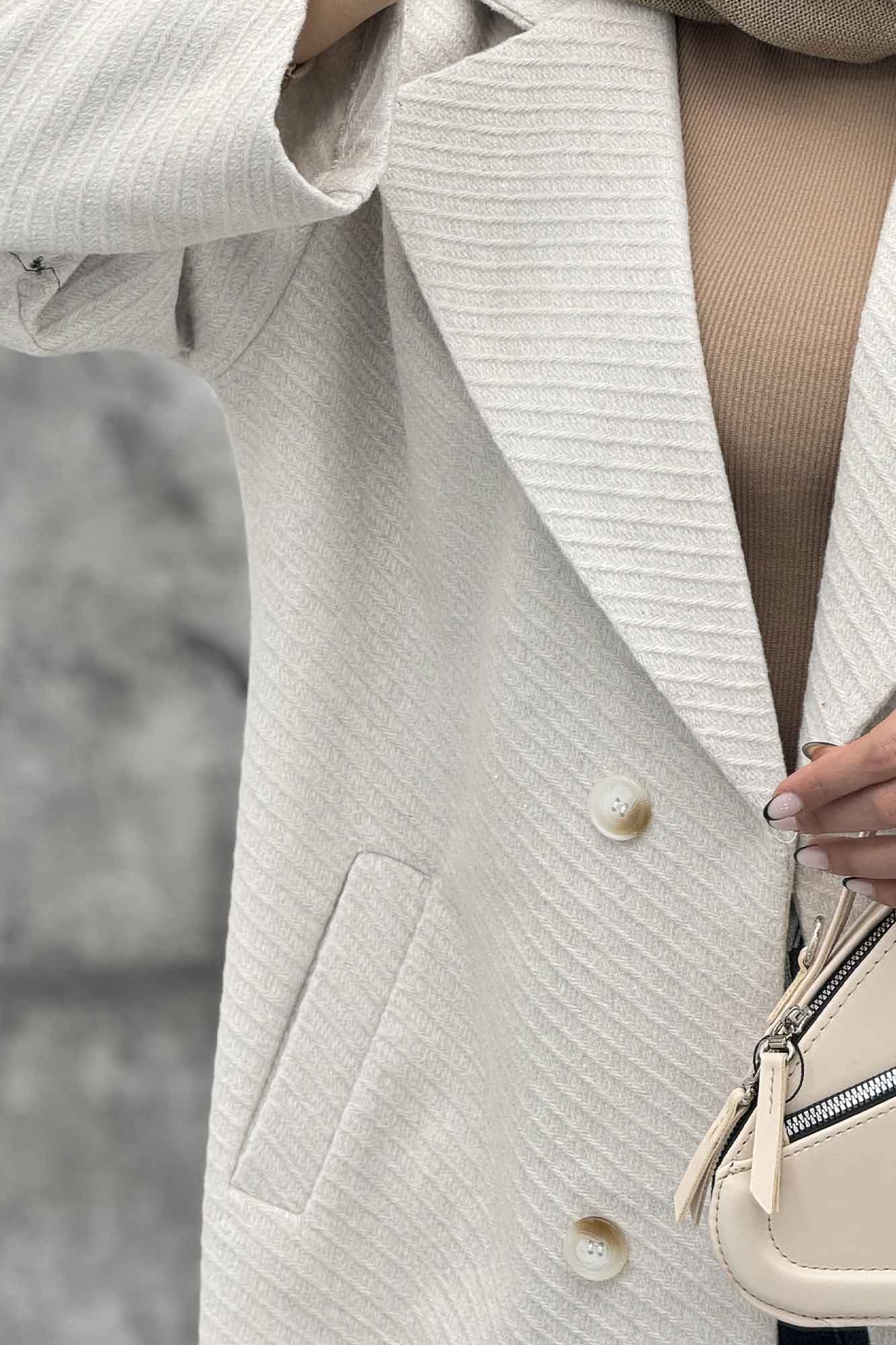 پالتو فوتر کجراه برجسته چهار دکمه پامچال