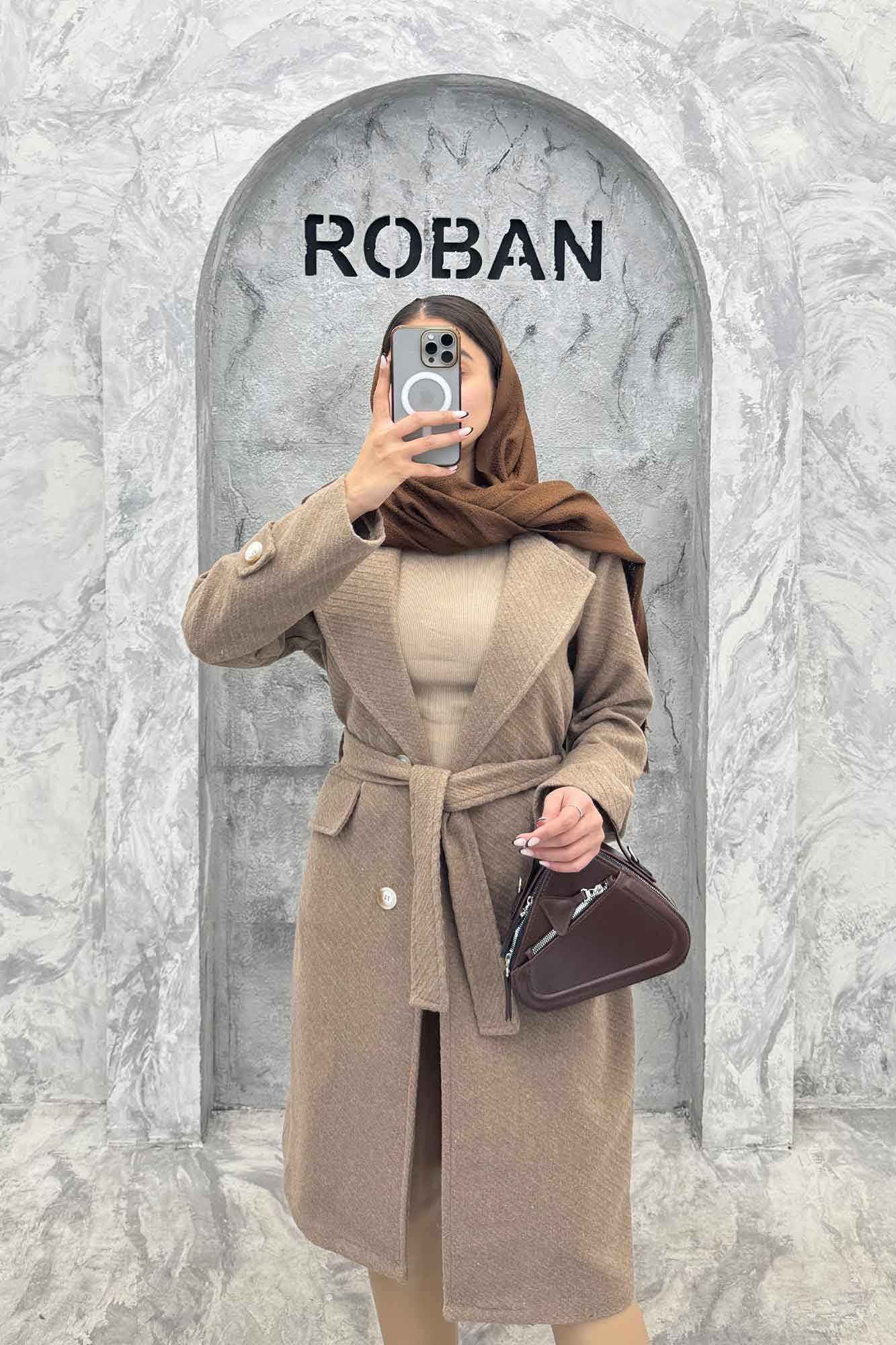 پالتو فوتر بلند کجراه برجسته کمربنددار دلارا