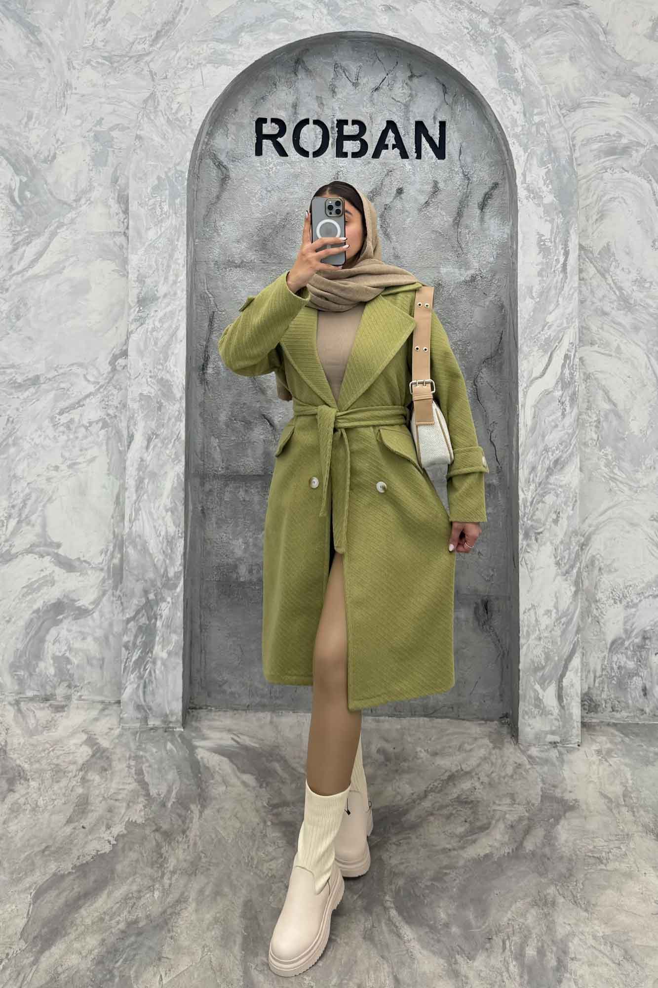 پالتو فوتر بلند کجراه برجسته کمربنددار دلارا