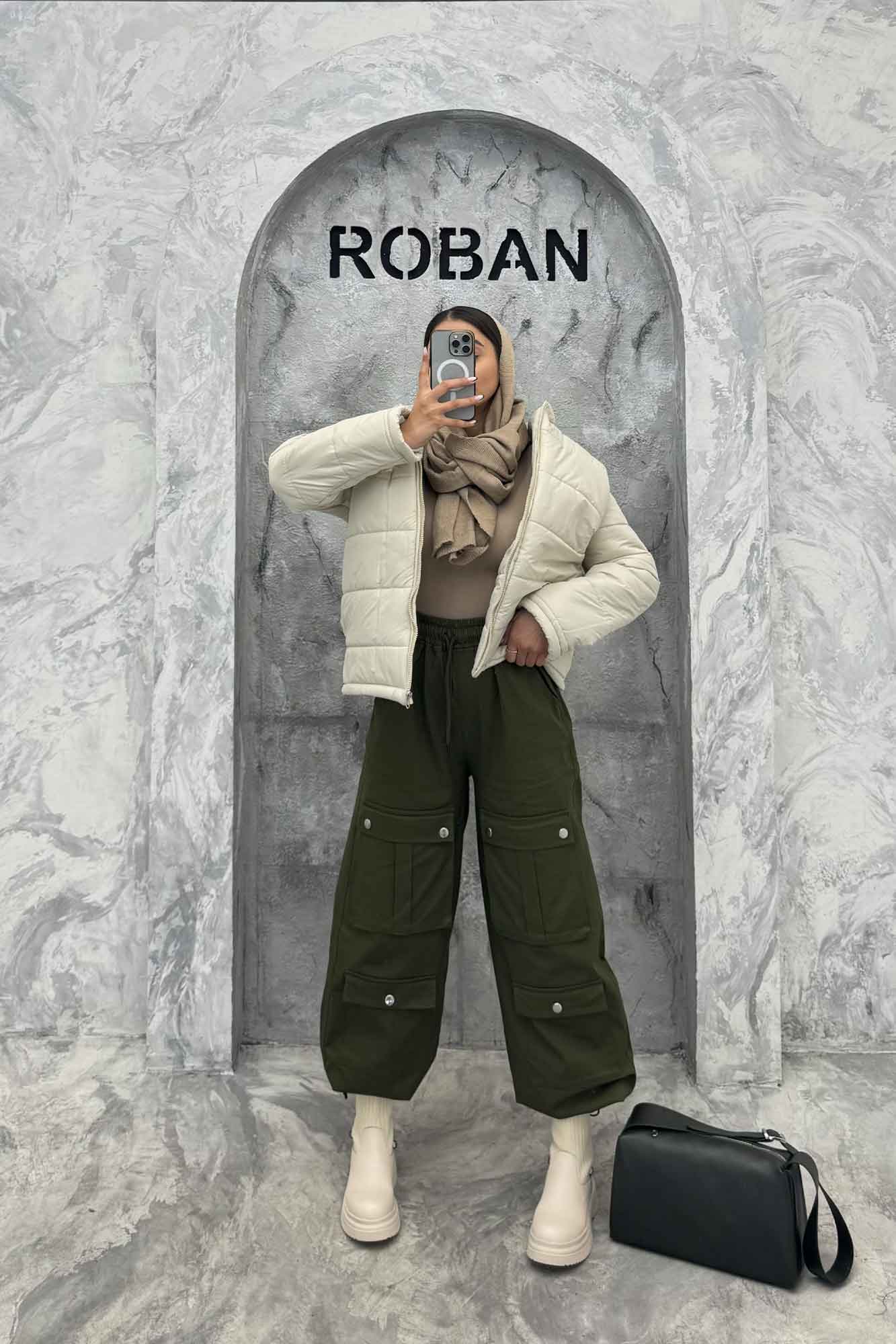 کاپشن لاین ساده کلاهدار