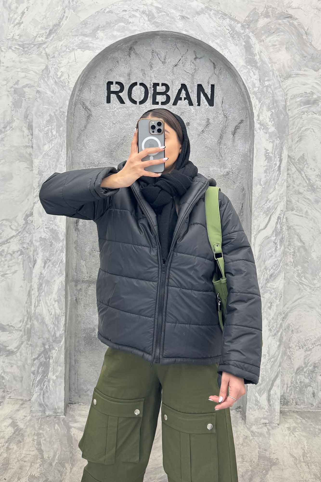 کاپشن لاین ساده کلاهدار