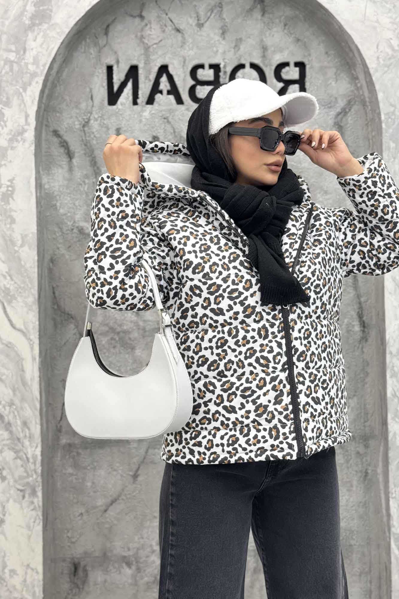 کاپشن کلاهدار لاین طرح دار