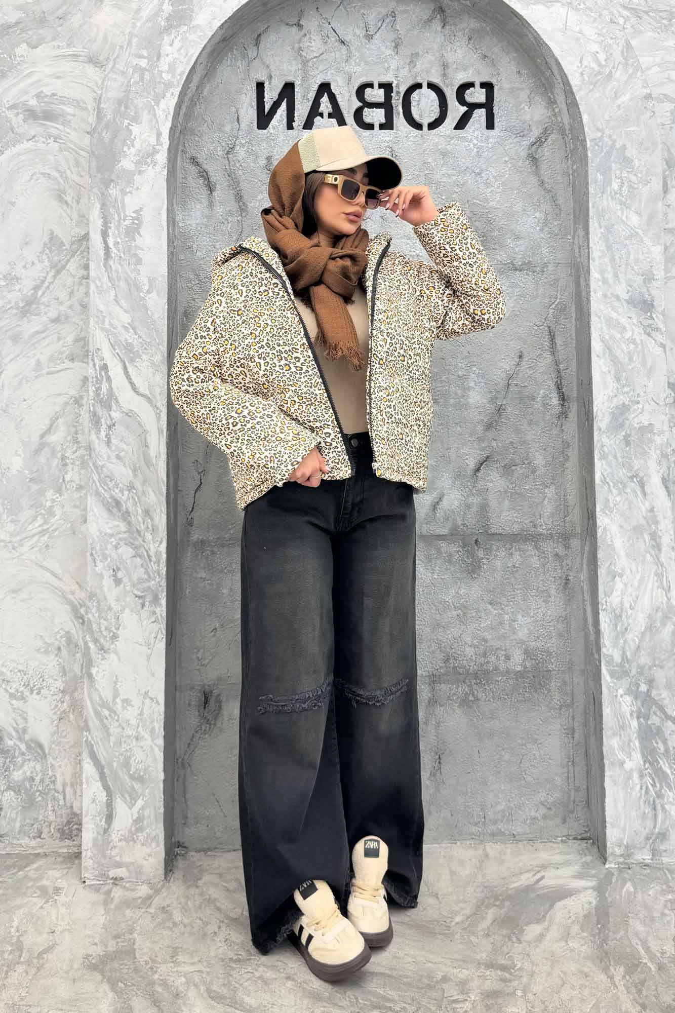 کاپشن کلاهدار لاین طرح دار