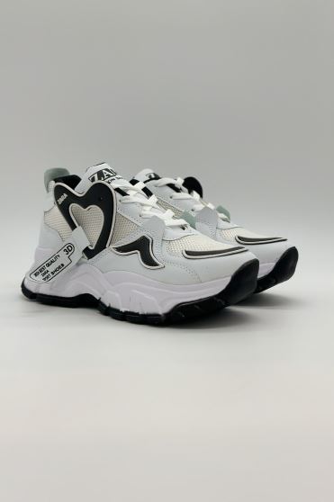 کتانی اسپرت قلبی 