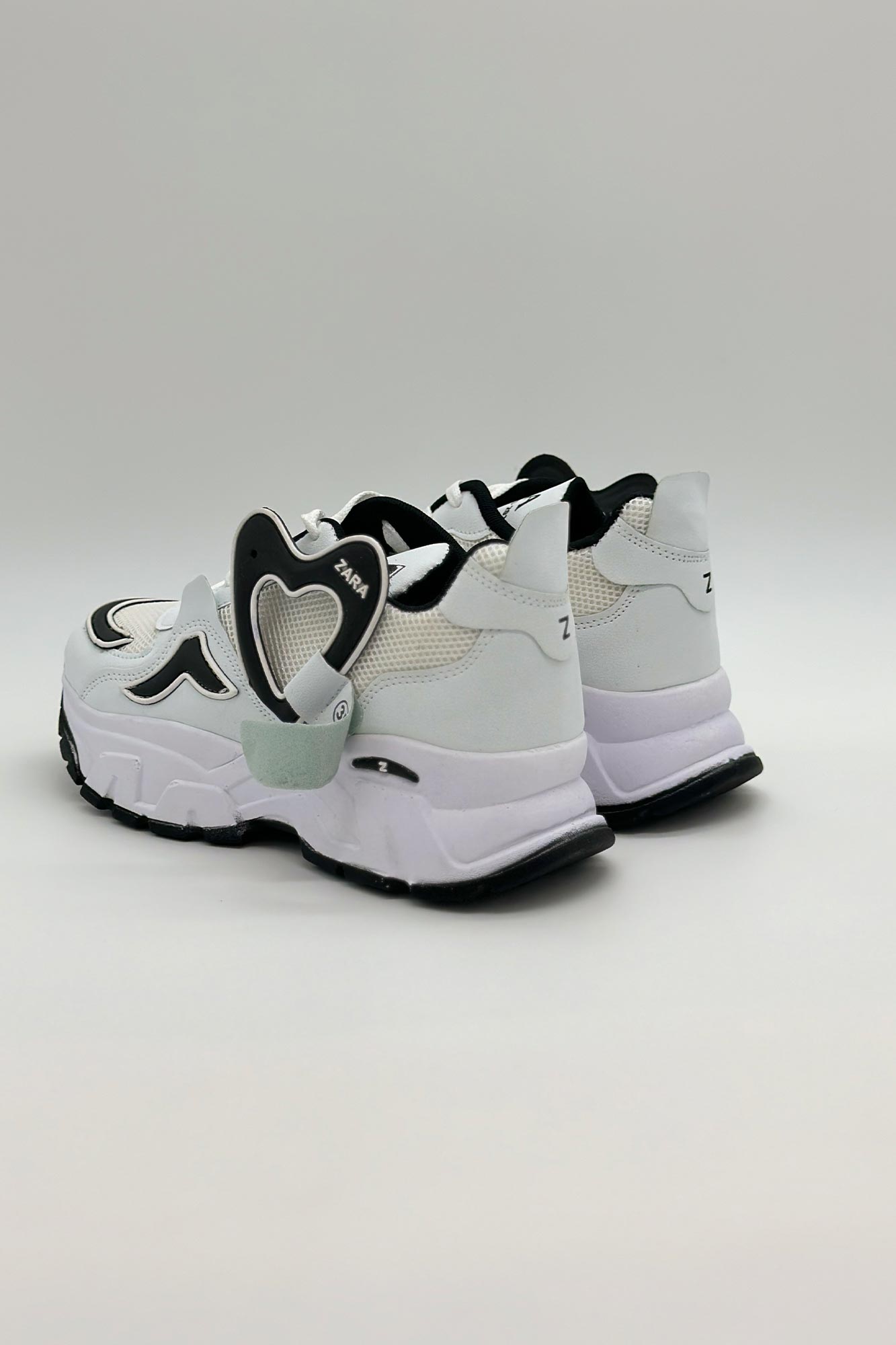 کتانی اسپرت قلبی 