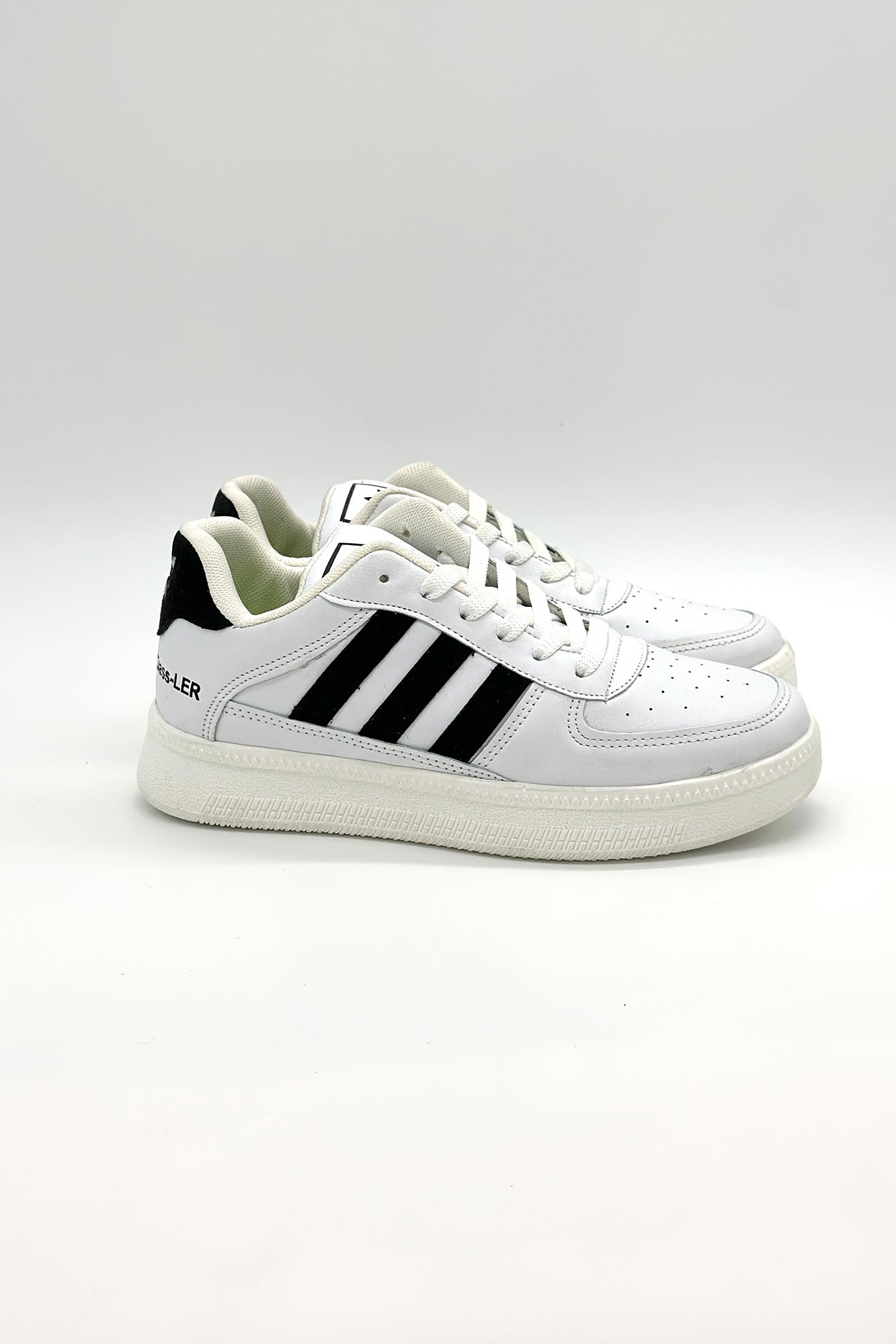 کتانی سه خط DASS LER