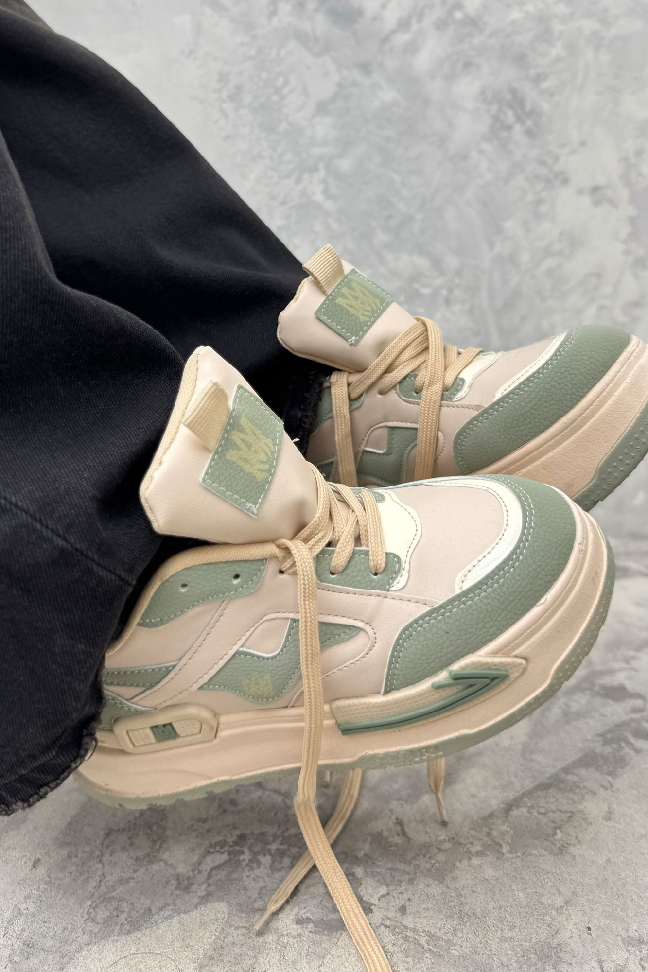 کتانی لژدار AMINI