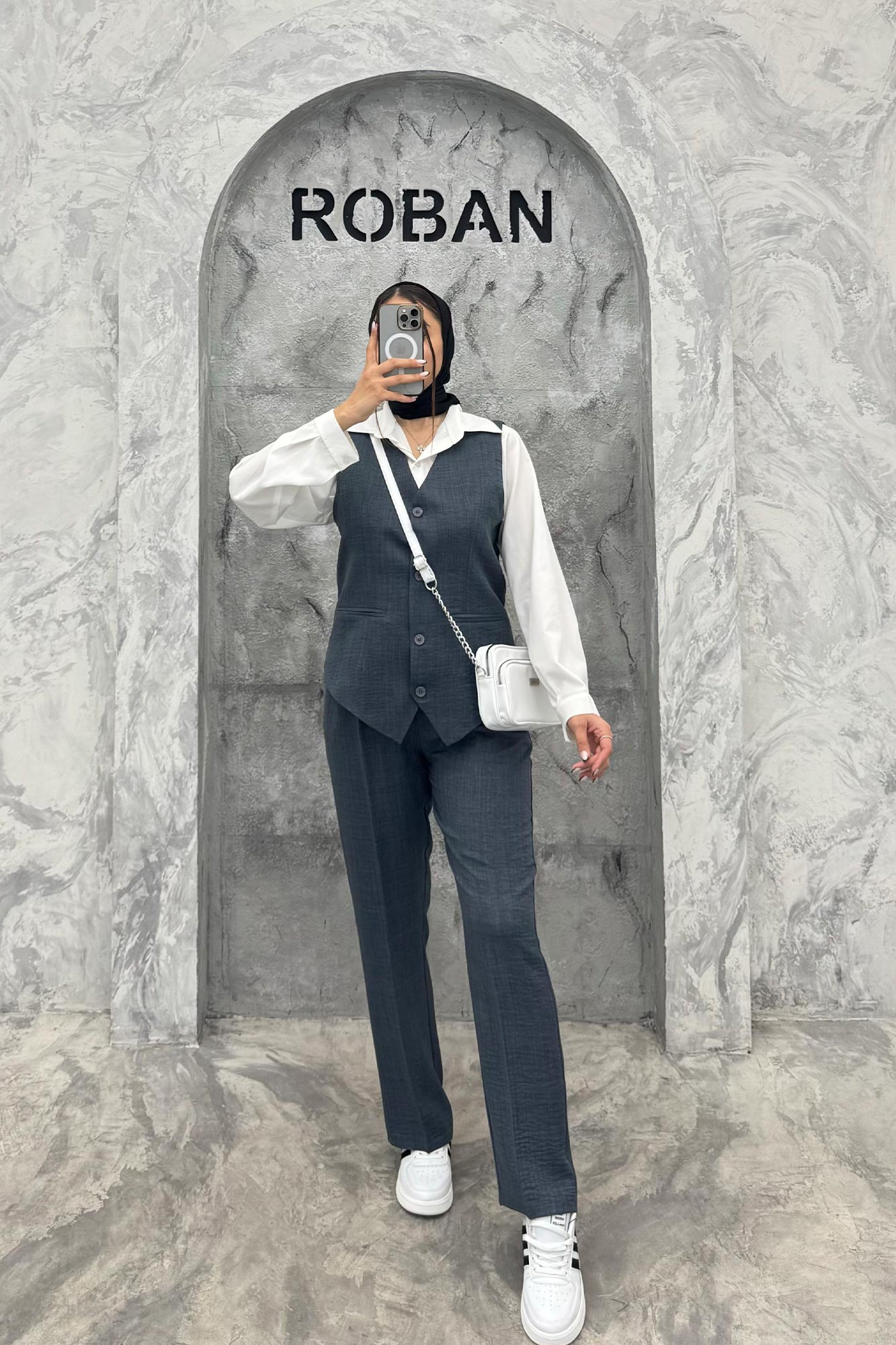 ست ژیله و شلوار جیب فیلتو هفتی وانیل