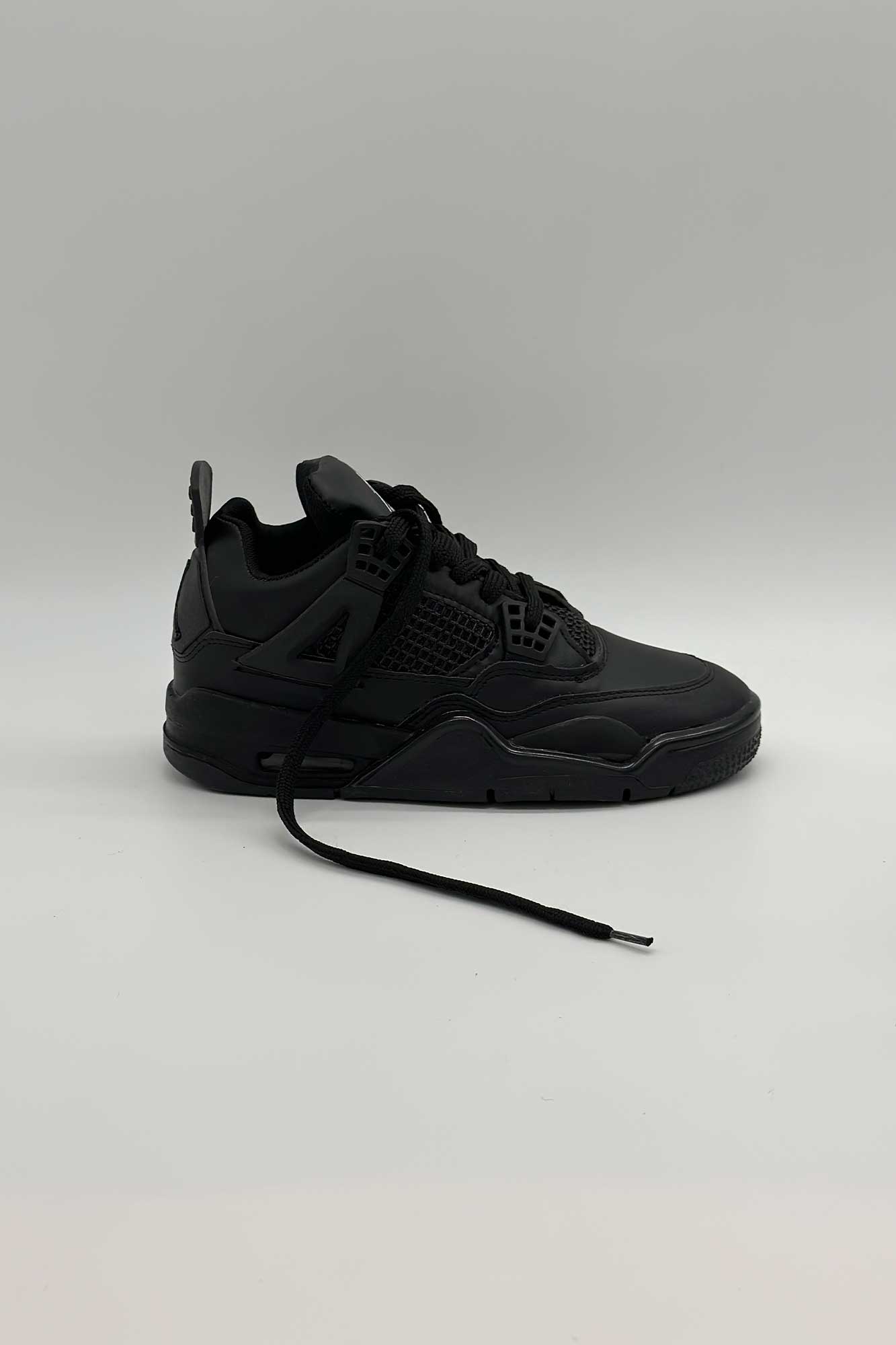 کتانی زیره کپسولی جردن تراویس