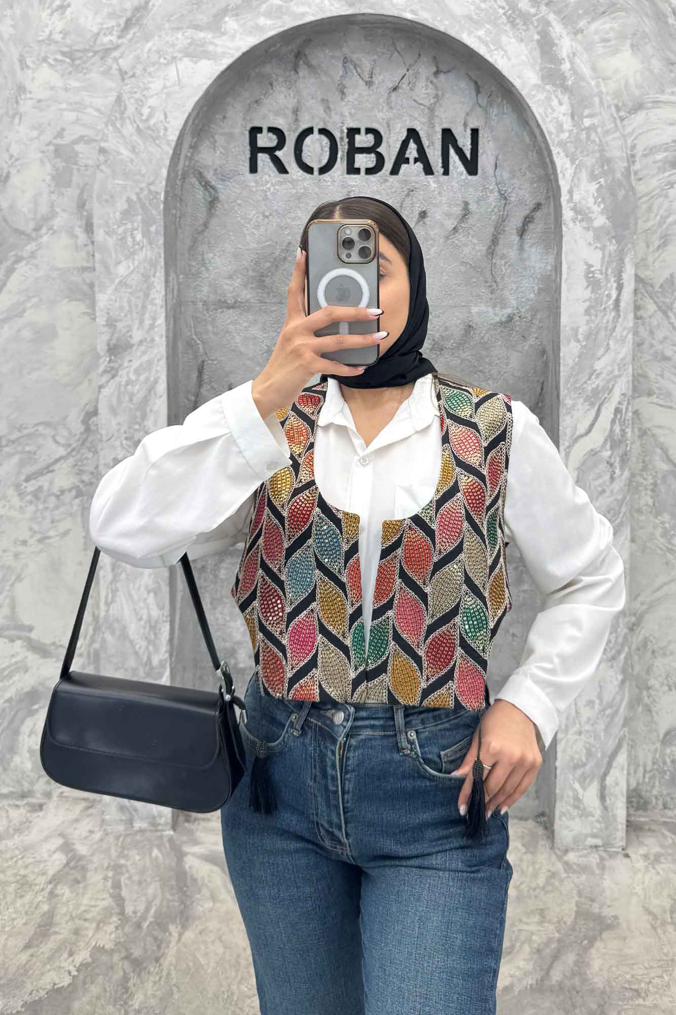 جلیقه لینن سنتی منگوله دار بغل U