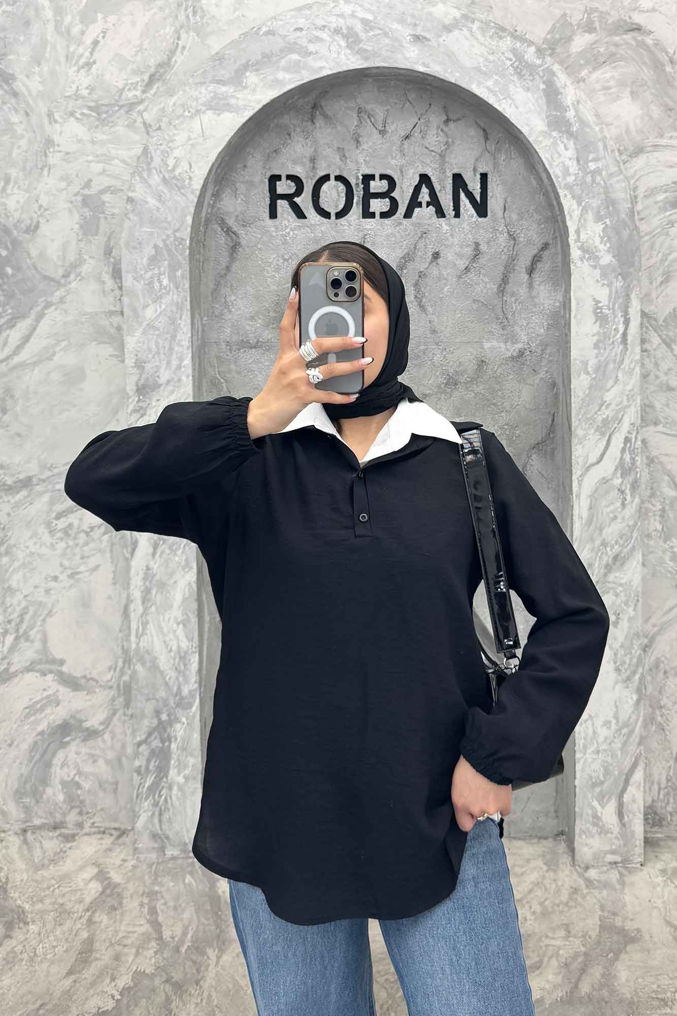 بلوز یقه بلیطی دو دکمه کرسپو سر آستین کش