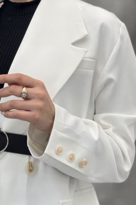 مانتو کتی مازراتی سه جیب دو دکمه