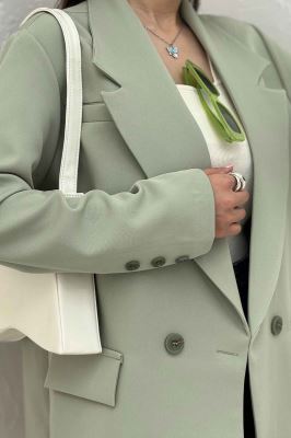 مانتو کتی مازراتی سه جیب دو دکمه