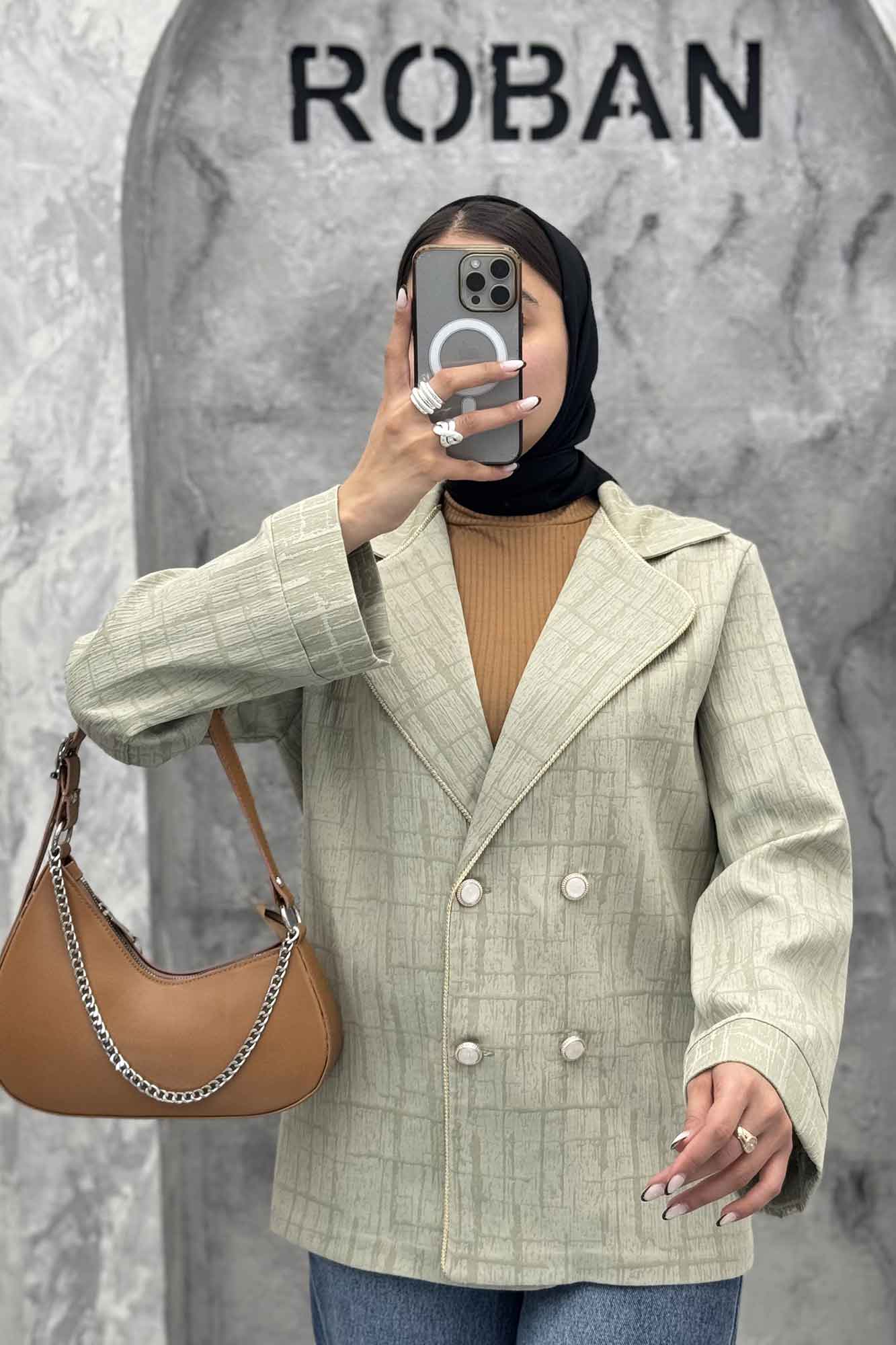 کت ژاکارد 4 دکمه مغزی دوزی طلایی