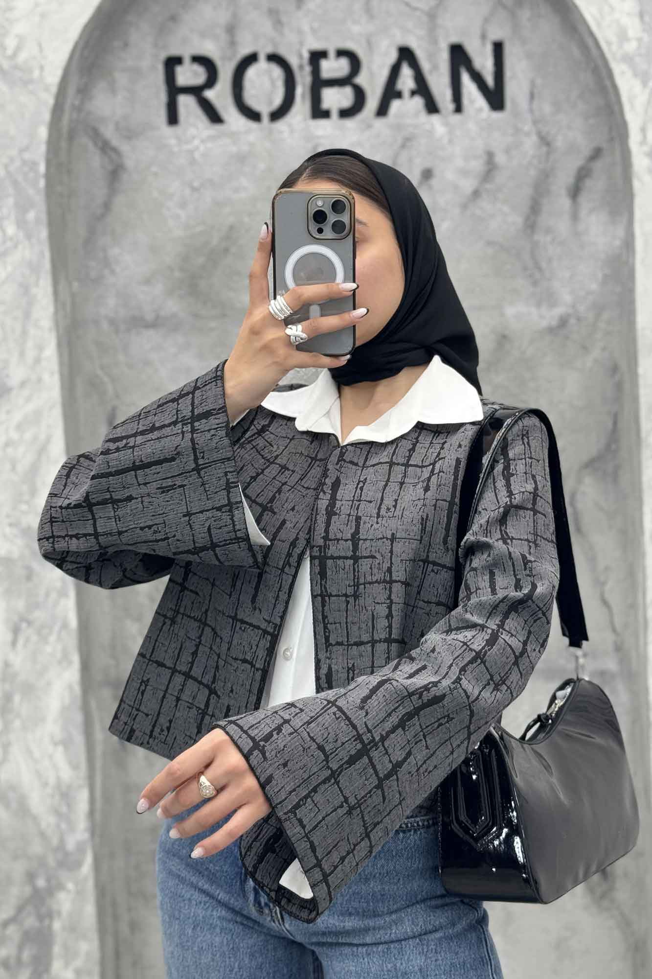 کت کراپ مینیمال ژاکارد مغزی دوزی