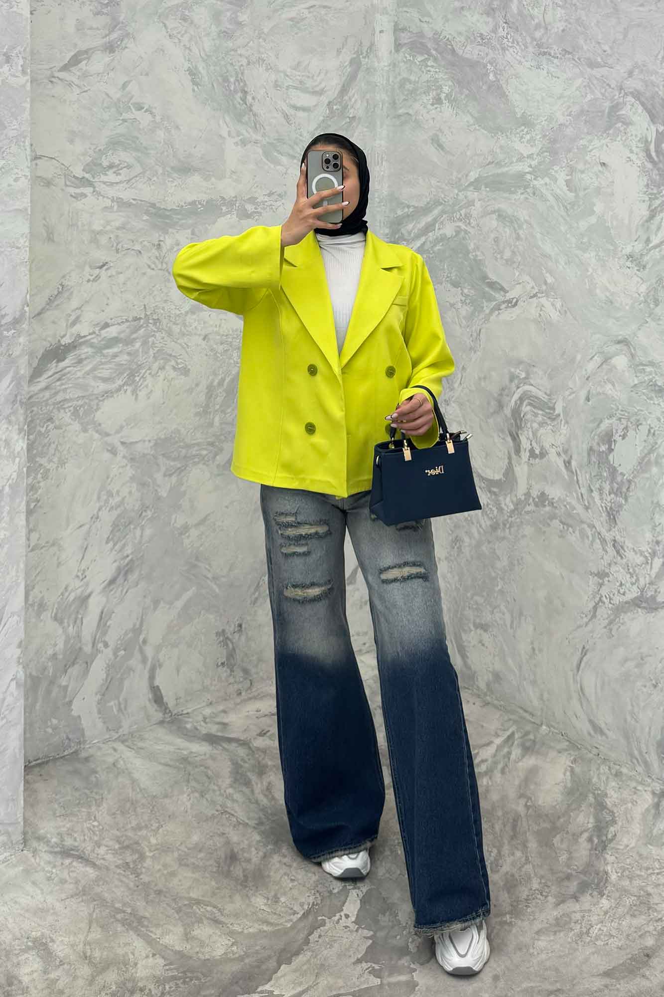 کت مازراتی طرح دوخت چهار دکمه