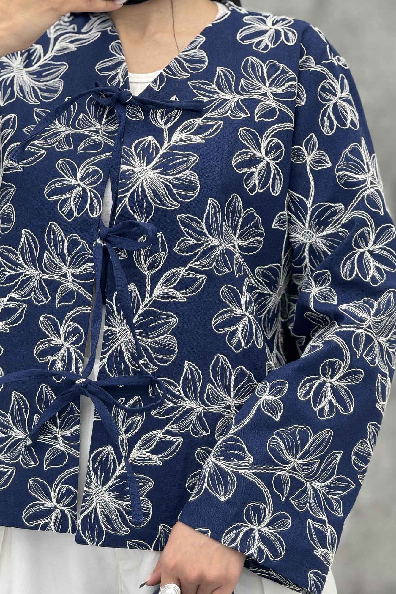 کت بنددار طرح گل