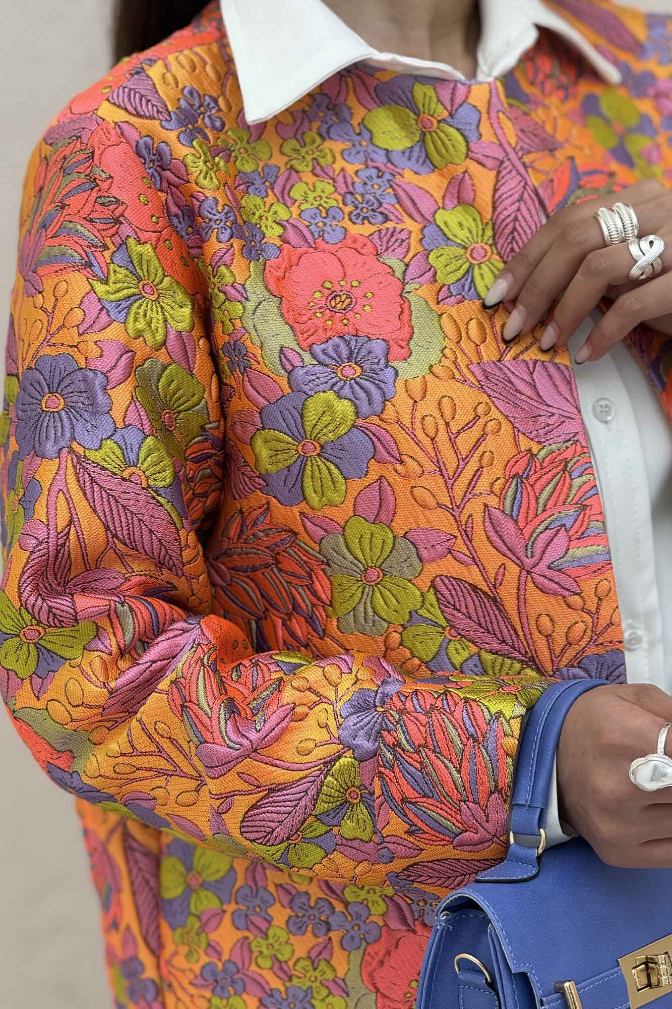 کت ژاکارد آبرنگی طرح گل