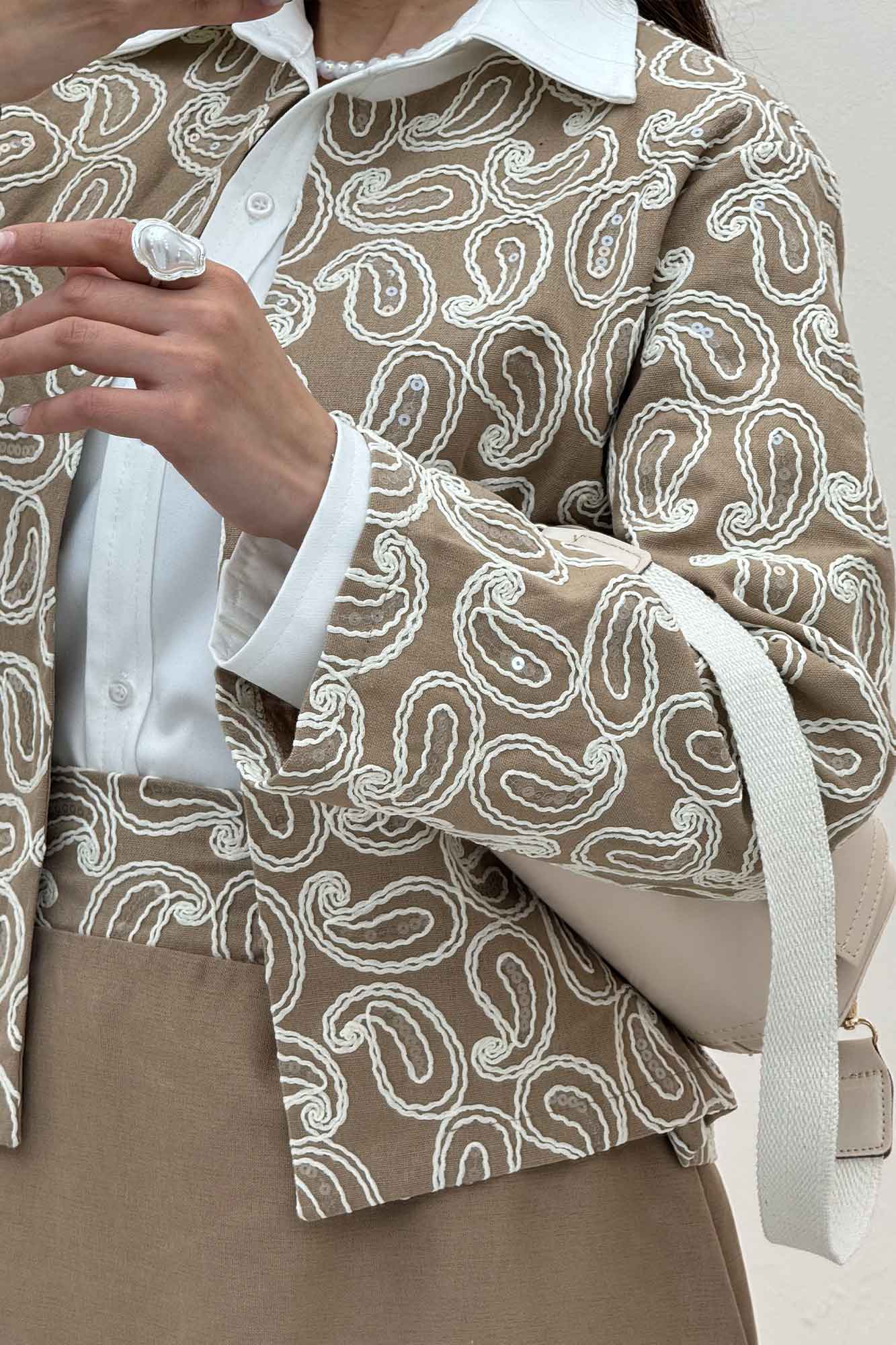 کت و دامن لینن سوزن دوزی