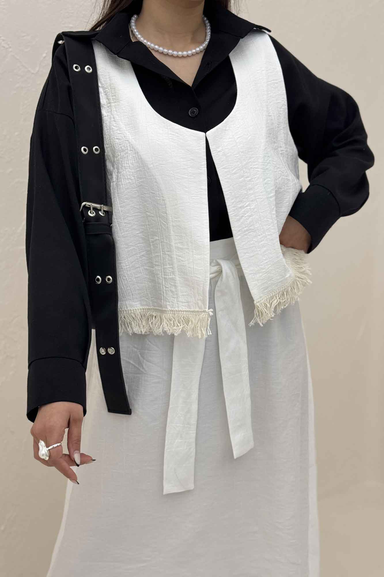 ست وست و دامن پایین ریش کریشه