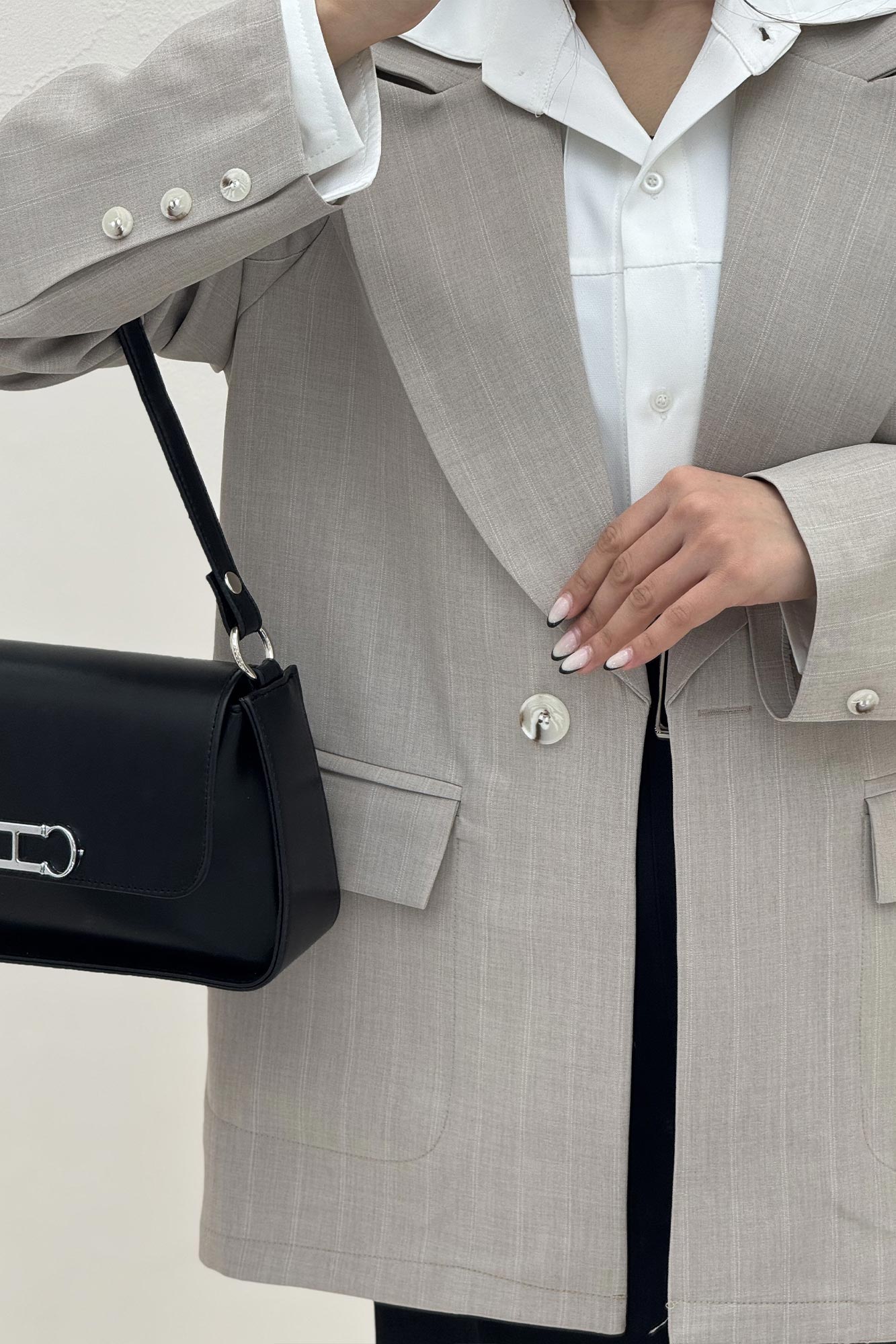 کت بزیاق دیپلمات تک دکمه 