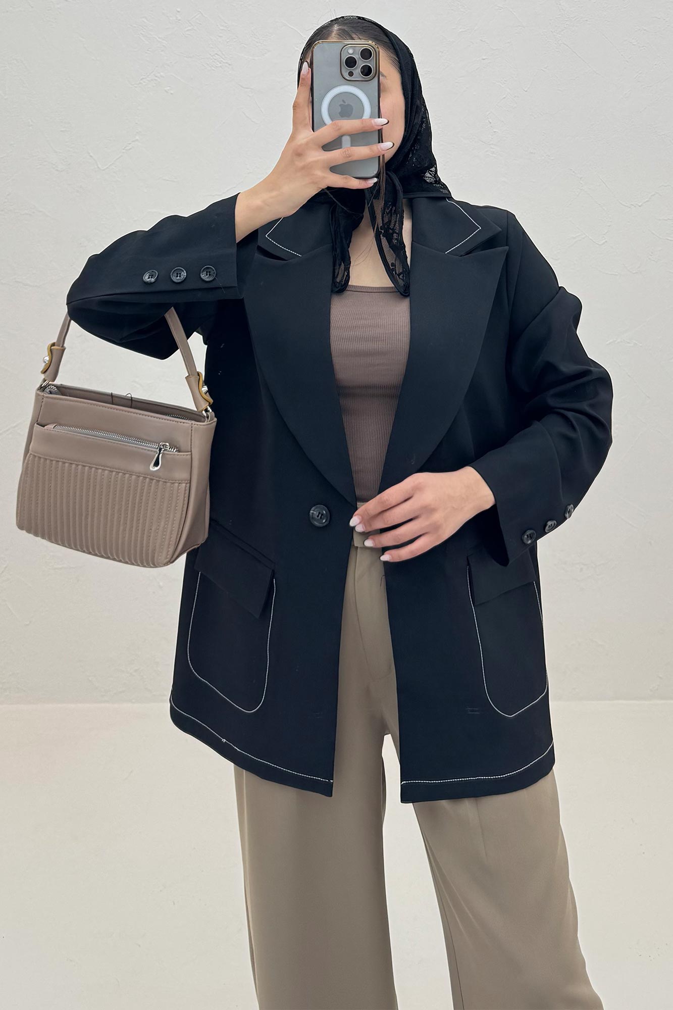 کت بزیاق ساده یقه انگلیسی تک دکمه 