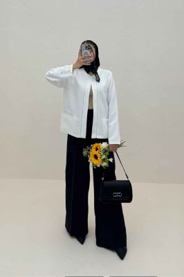 کت خرجکار مازراتی آدنا