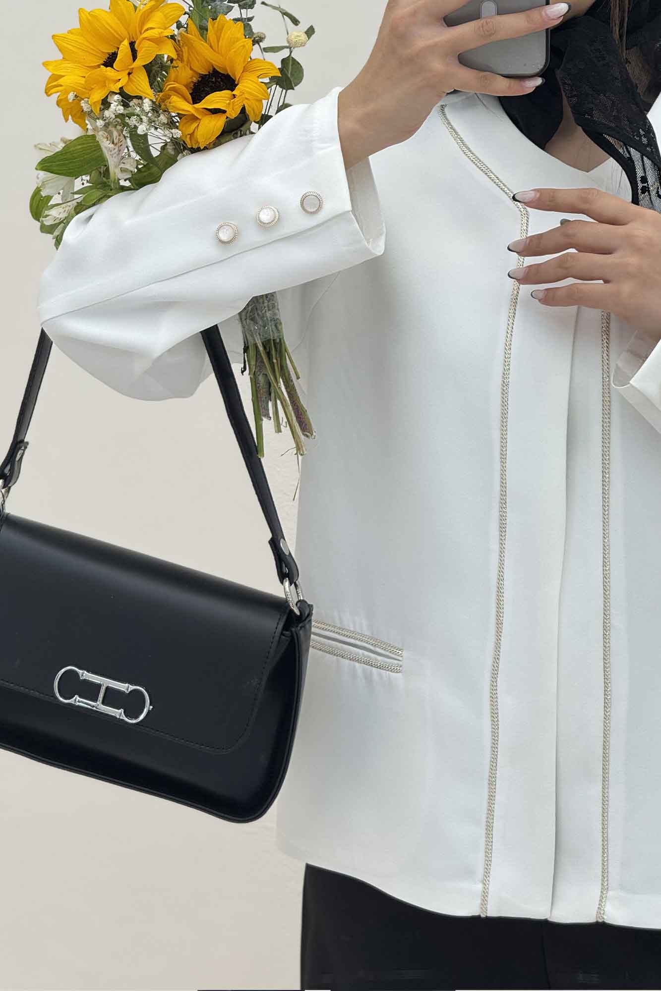 کت خرجکار مازراتی آدنا