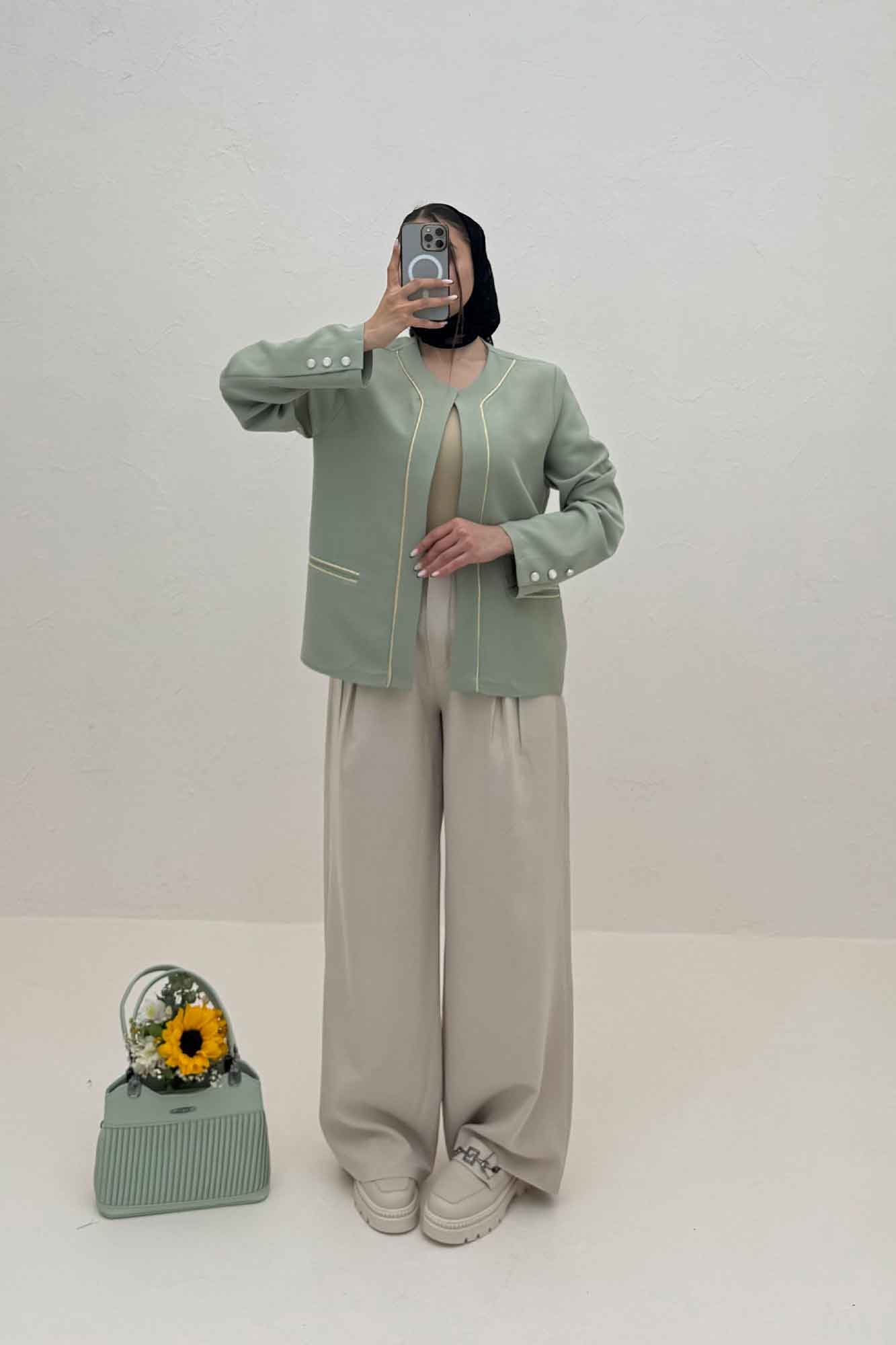 کت خرجکار مازراتی آدنا