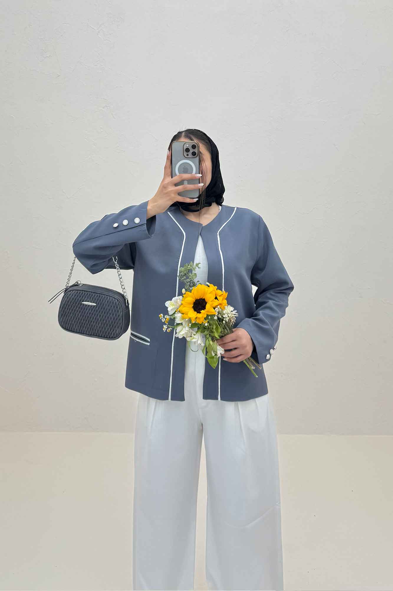 کت خرجکار مازراتی آدنا