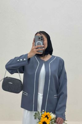 کت خرجکار مازراتی آدنا