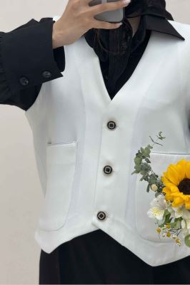 جلیقه مازراتی دو جیب مغزی دوزی 