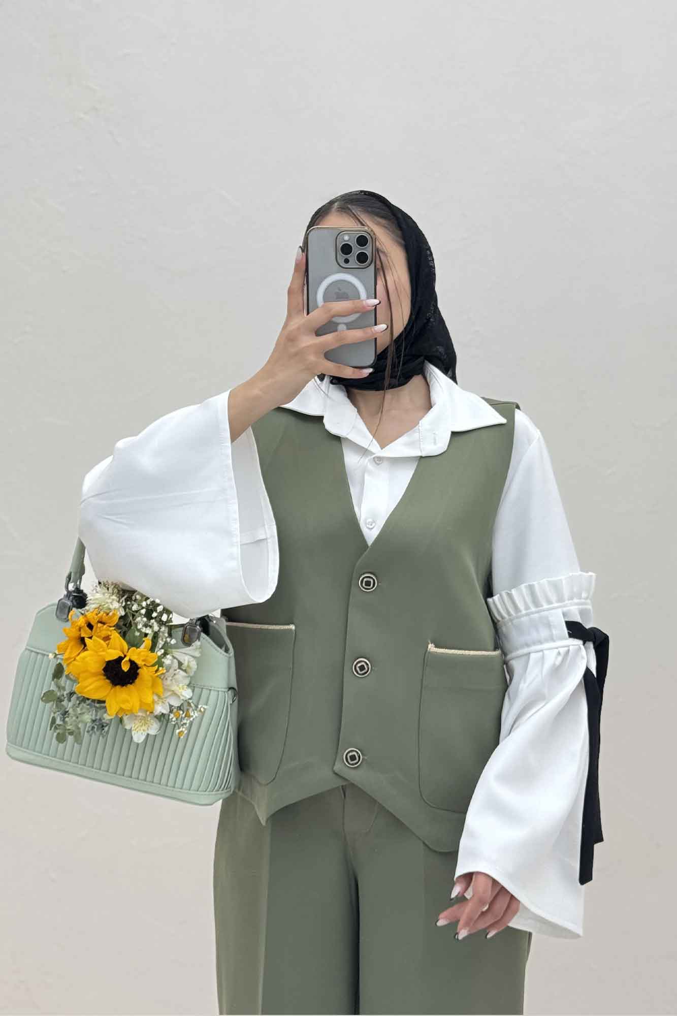 جلیقه مازراتی دو جیب مغزی دوزی 