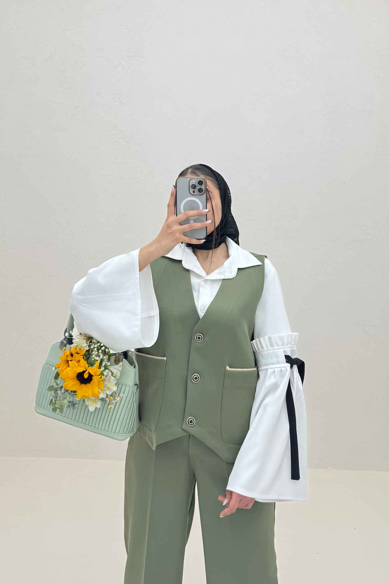 جلیقه مازراتی دو جیب مغزی دوزی 