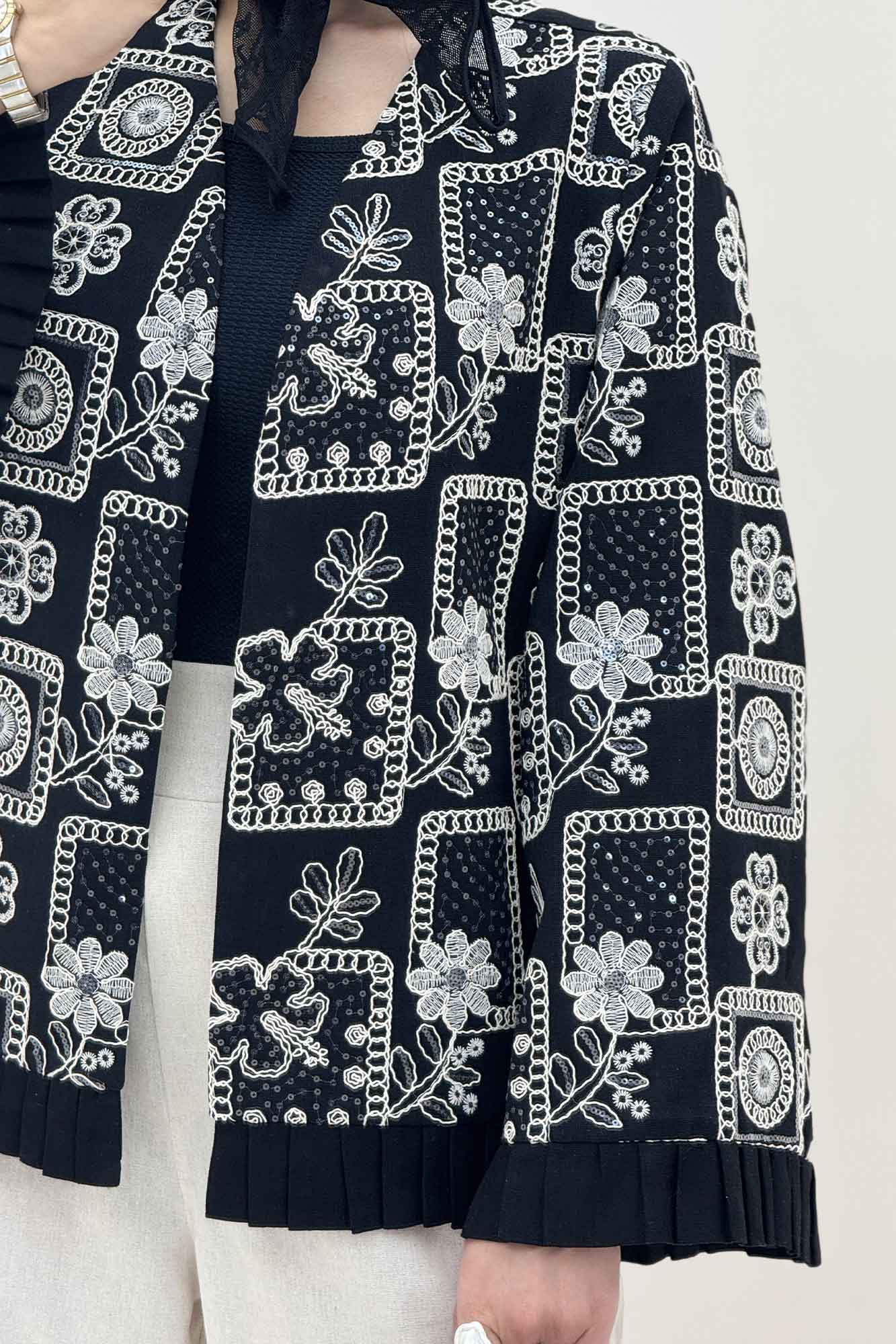 کت سوزن دوزی پایین پیلیسه طرح 5