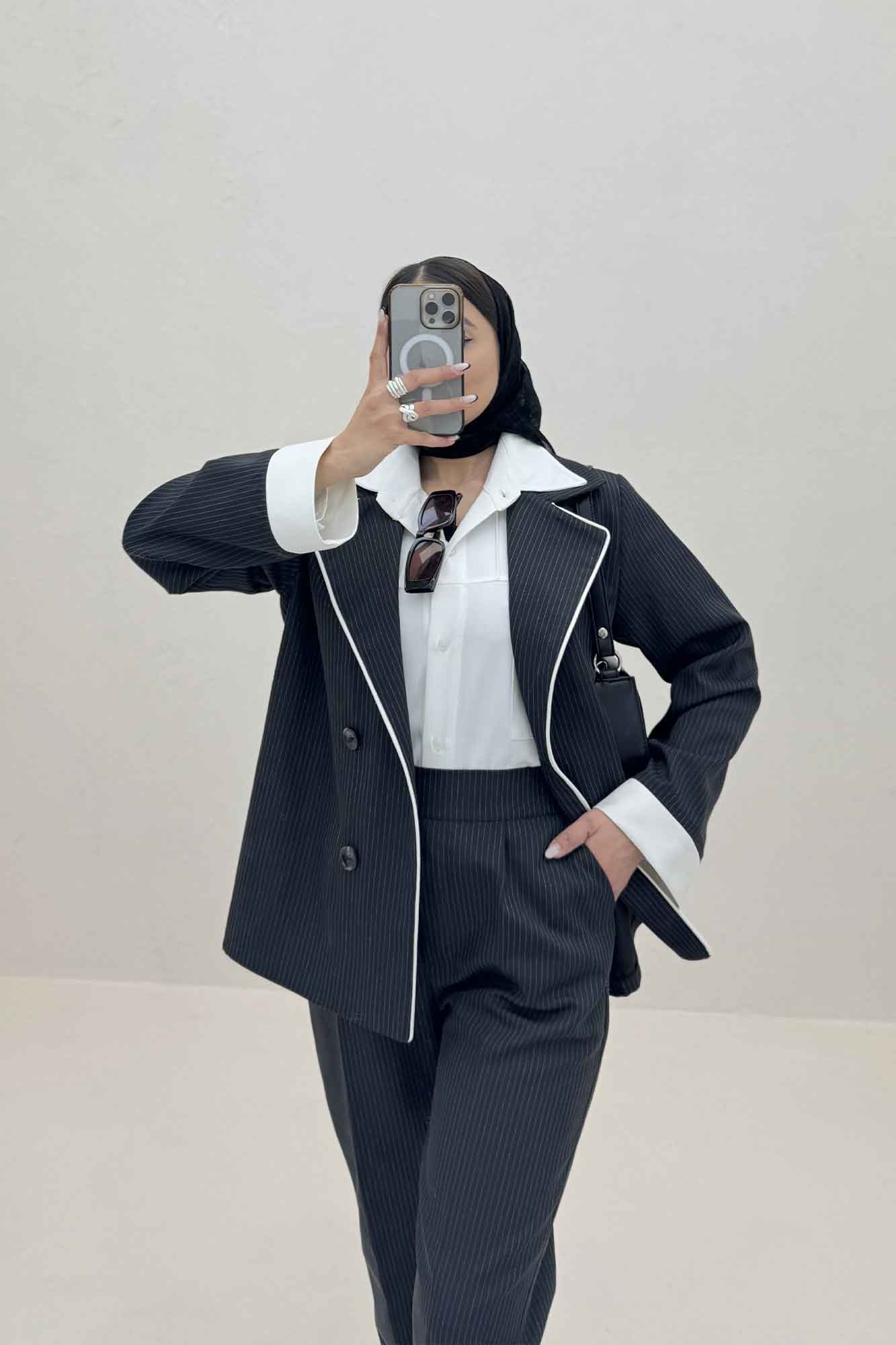 ست 2PS دیپلمات مغزی دوزی تیکه سفید R