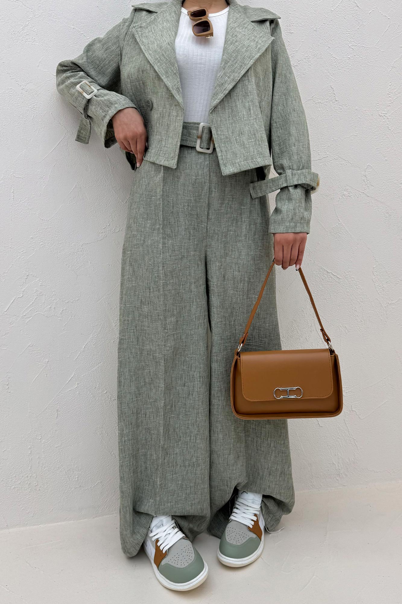 ست کت و شلوار آستین سگک شانتون برفکی