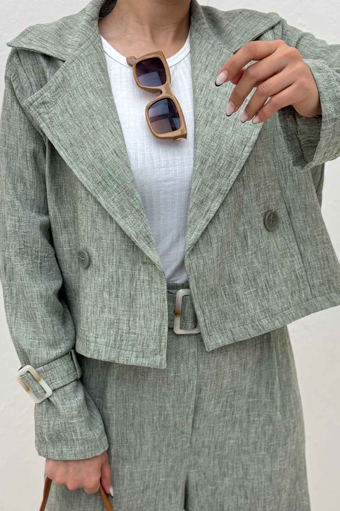 ست کت و شلوار آستین سگک شانتون برفکی