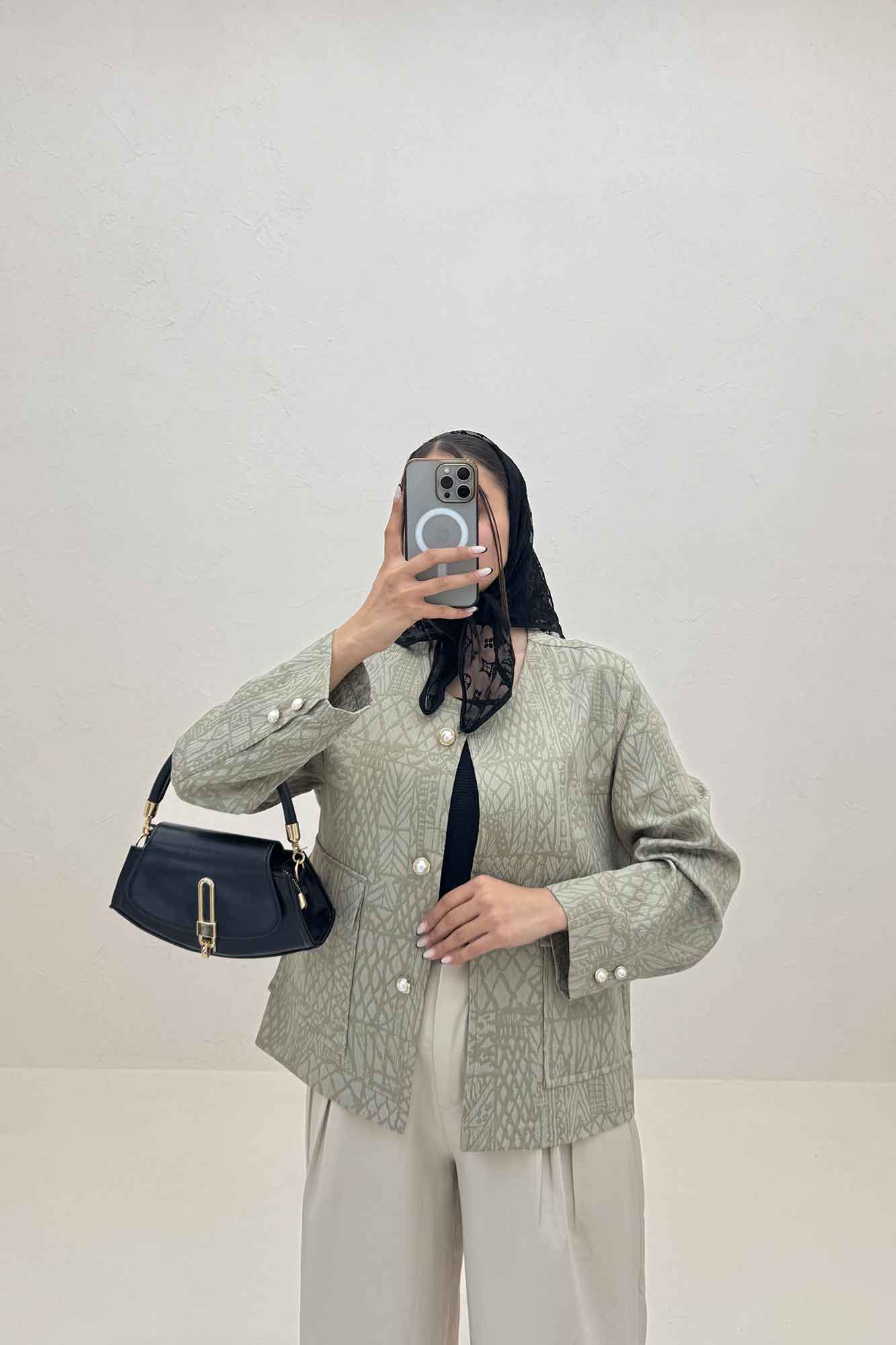 کت ژاکارد یقه گرد دو جیب پاکتی سالوینا