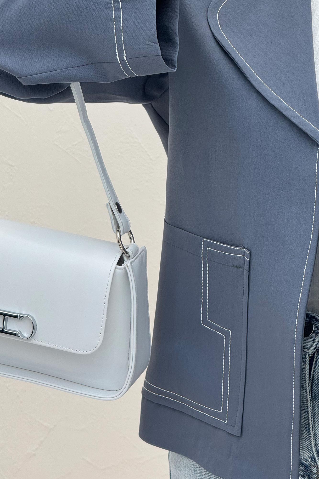 کت مازراتی یقه ب ب دوخت دار ژالین